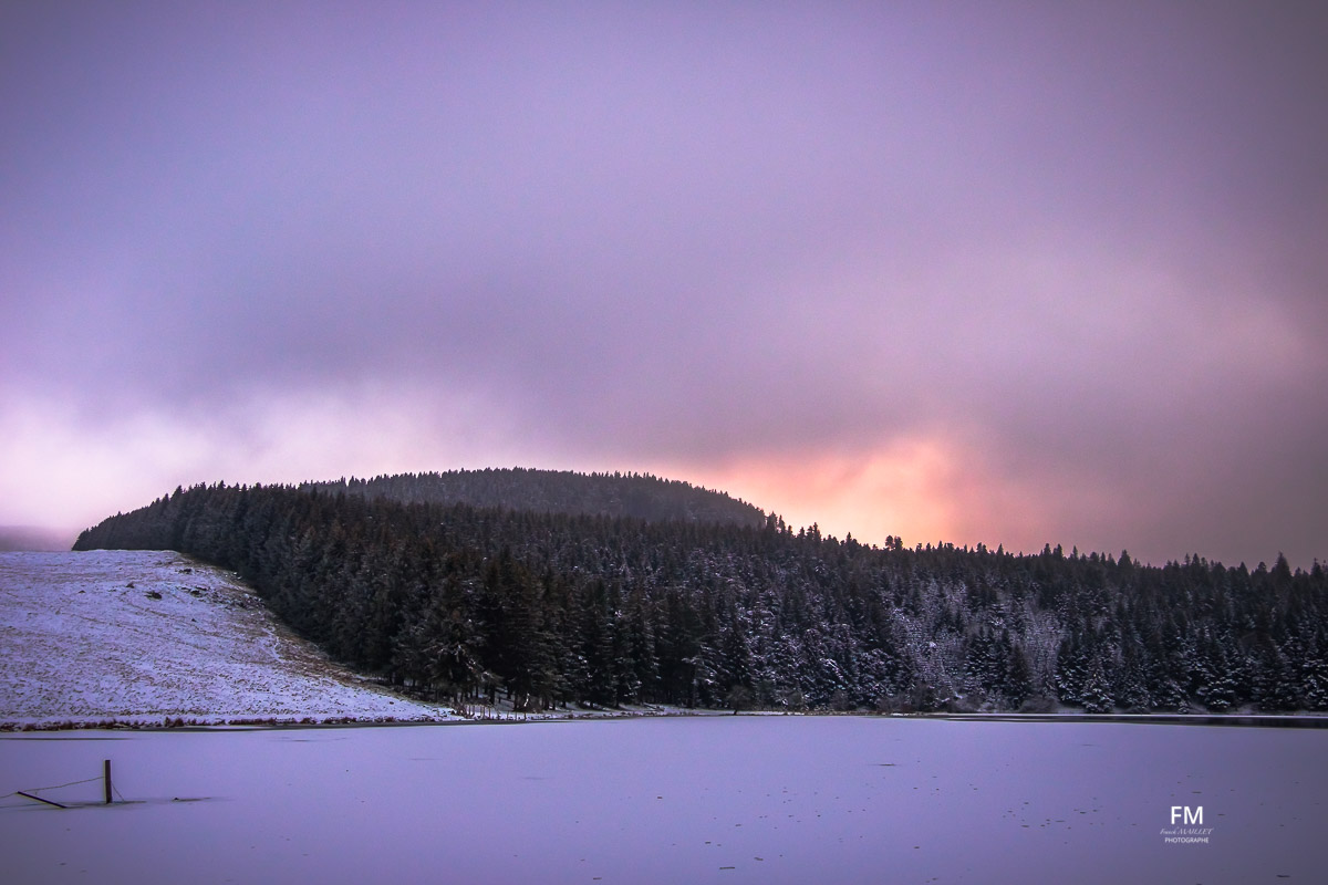 Sunset servieres hiver